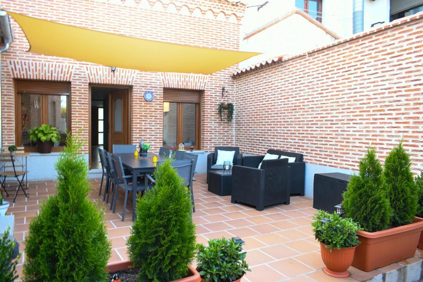 Casa Rural La Real Herreria Madrigal de las Altas Torres Exteriör bild