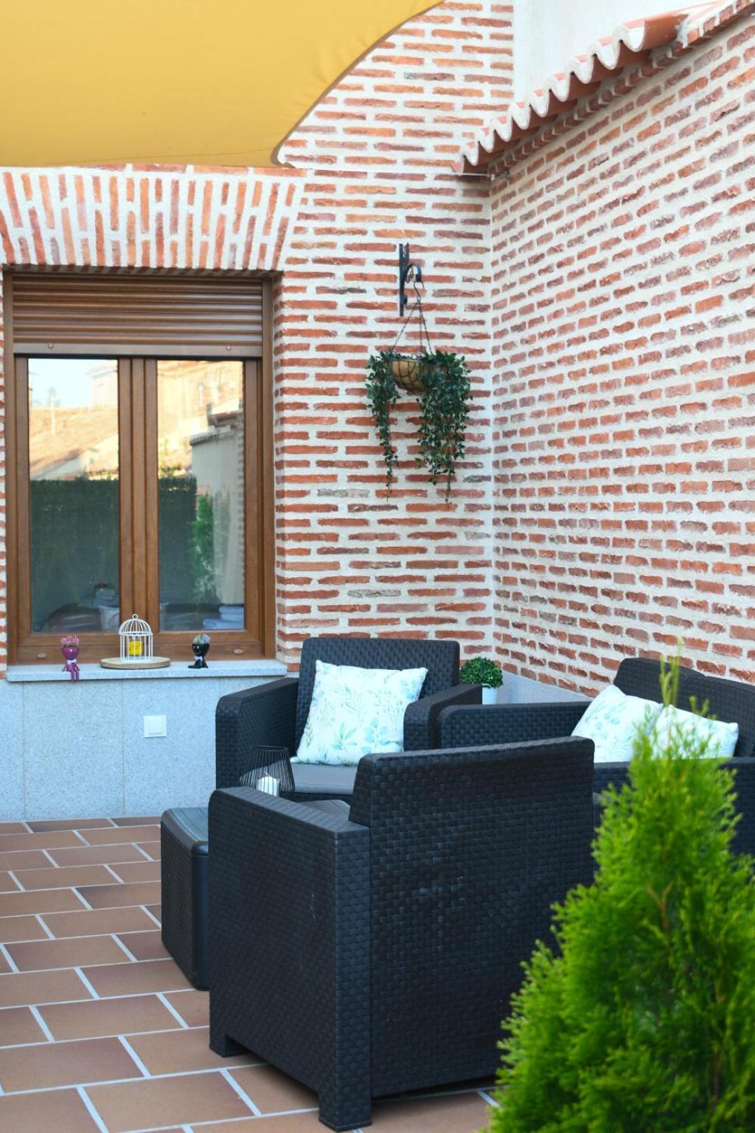 Casa Rural La Real Herreria Madrigal de las Altas Torres Exteriör bild